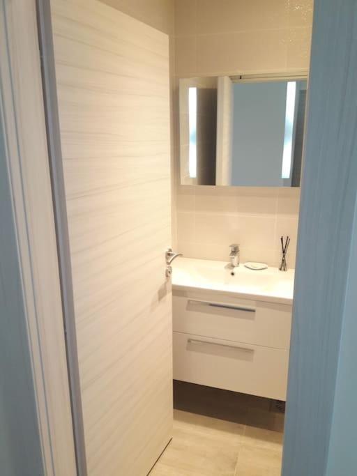 2Br Apartment With Pool كوتور المظهر الخارجي الصورة