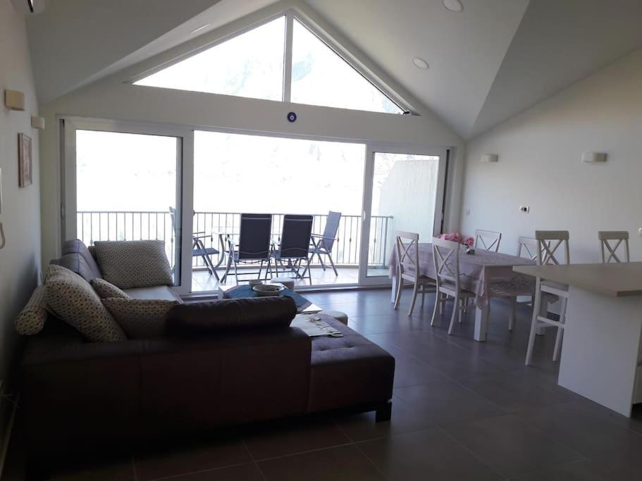 2Br Apartment With Pool كوتور المظهر الخارجي الصورة