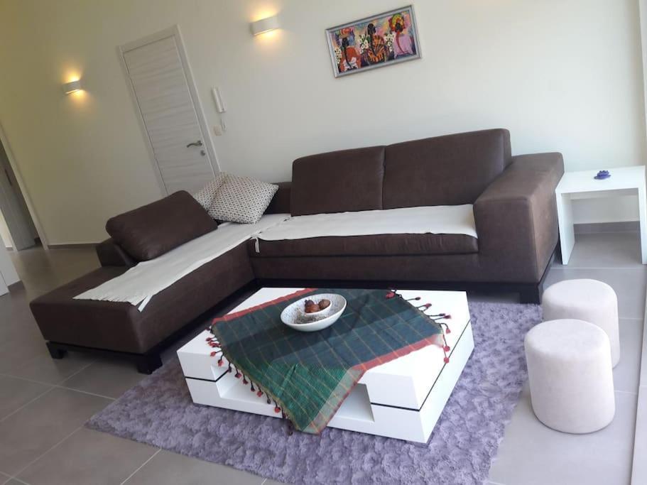 2Br Apartment With Pool كوتور المظهر الخارجي الصورة