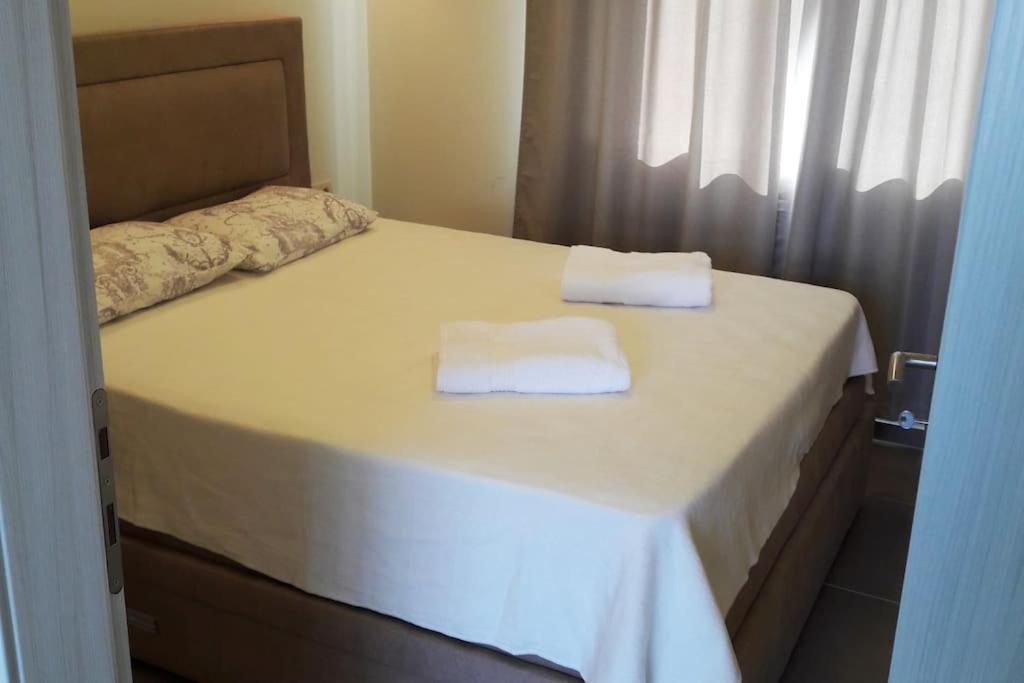 2Br Apartment With Pool كوتور المظهر الخارجي الصورة