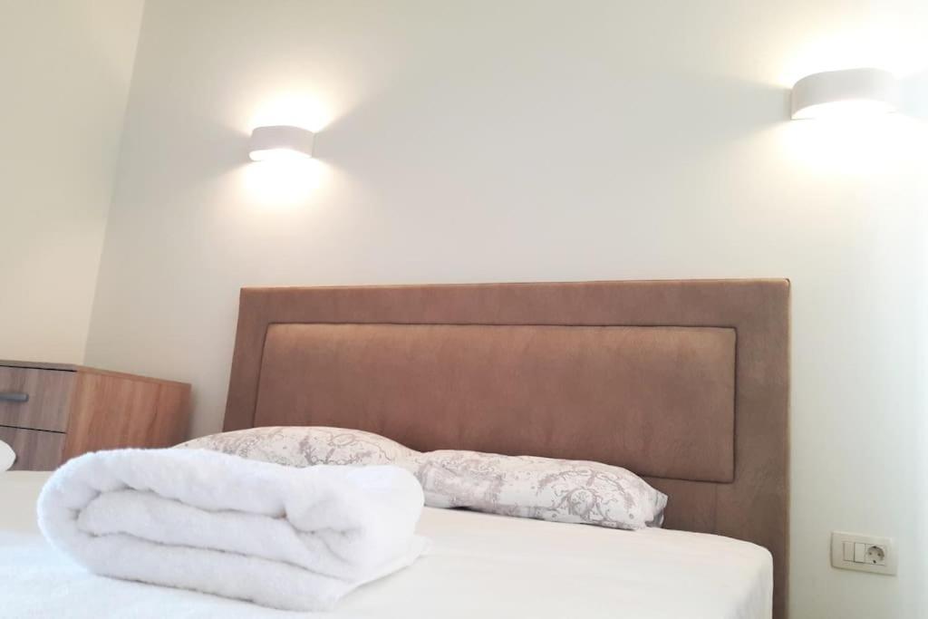 2Br Apartment With Pool كوتور المظهر الخارجي الصورة